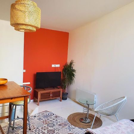 Appartement En Duplex Viviers Exterior photo