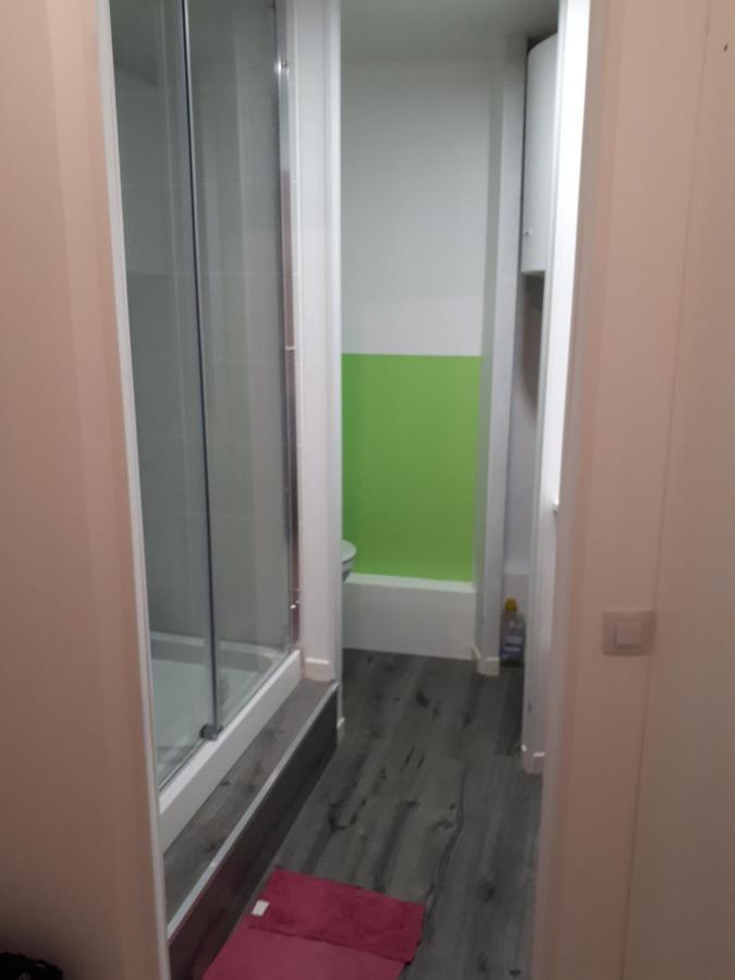 Appartement En Duplex Viviers Exterior photo