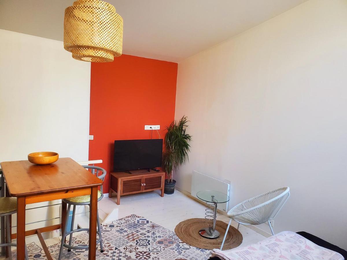 Appartement En Duplex Viviers Exterior photo